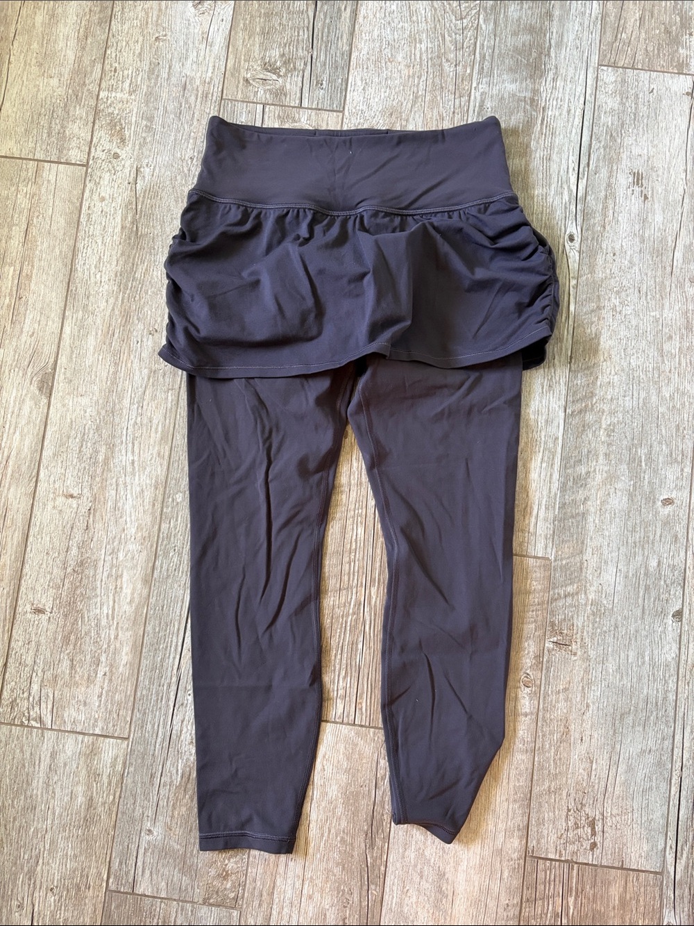 Athleta charcoal gray leggings /skort combo perfect for tennis Sz M